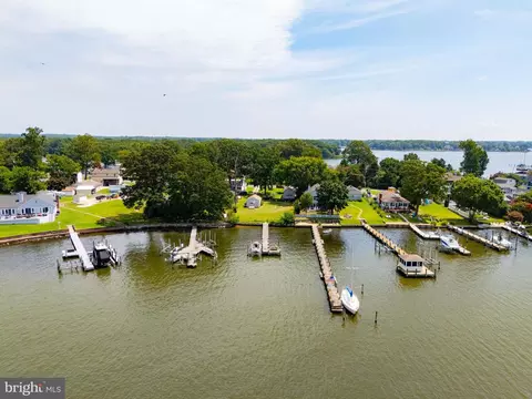 1702 Wilson Point Rd, Middle River, MD 21220