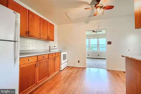 1702 Wilson Point Rd, Middle River, MD 21220 photo 8