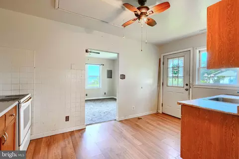 1702 Wilson Point Rd, Middle River, MD 21220 photo 9