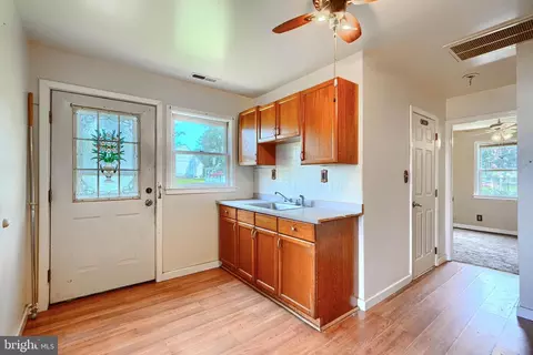 1702 Wilson Point Rd, Middle River, MD 21220 photo 10