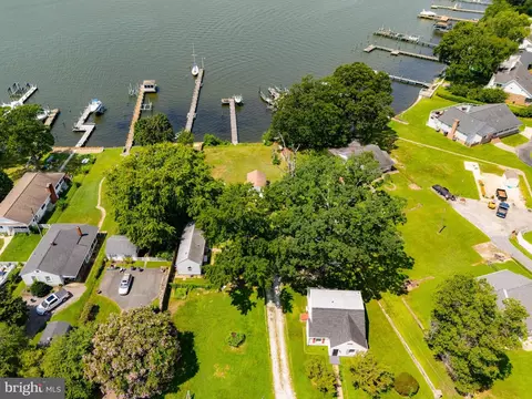 1702 Wilson Point Rd, Middle River, MD 21220 photo 2