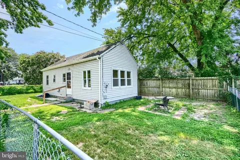 1702 Wilson Point Rd, Middle River, MD 21220 photo 5