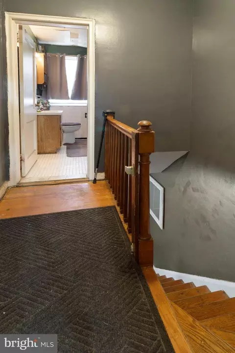 5425 Whitlock Rd, Baltimore, MD 21229 photo 16