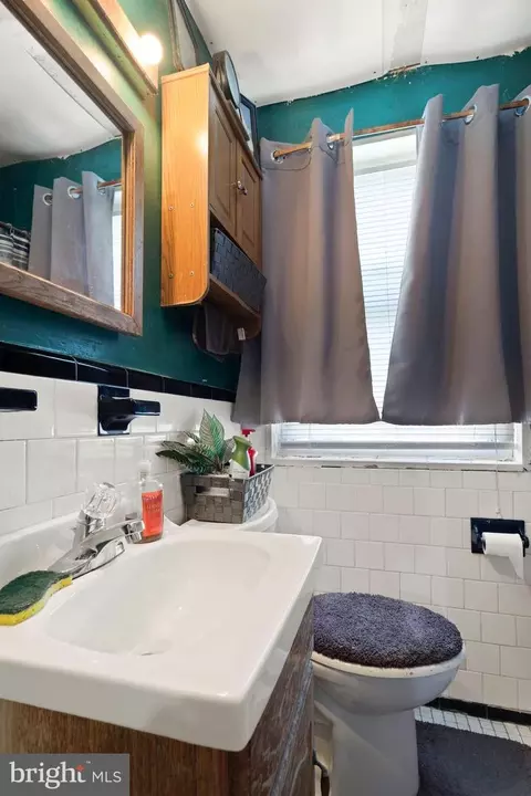 5425 Whitlock Rd, Baltimore, MD 21229 photo 17