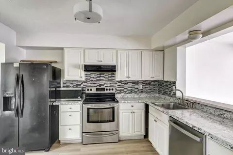 7311 Cantwell Rd, Windsor Mill, MD 21244 photo 8