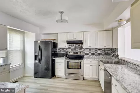 7311 Cantwell Rd, Windsor Mill, MD 21244 photo 7