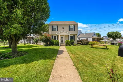 229 Parkwood, Dundalk, MD 21222