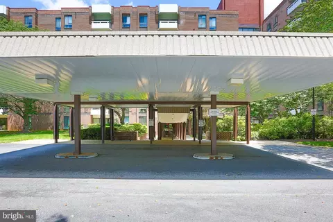 7 Slade Ave #321, Pikesville, MD 21208