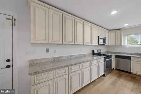 Kitchen - 7125 Fairbrook Rd, Windsor Mill, MD 21244 photo 2 of 2