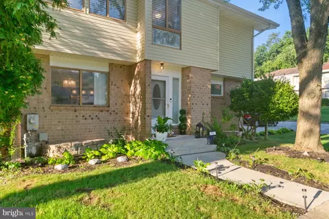 11 Papago Ct, Randallstown, MD 21133