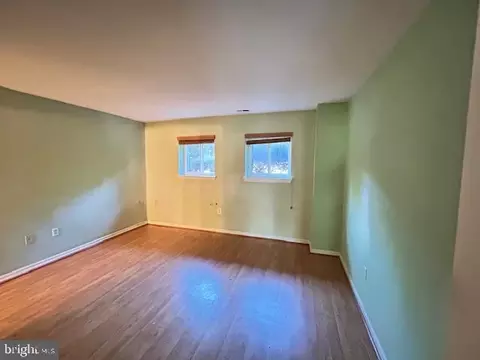Living - 3 Windblown Ct #102, Baltimore, MD 21209 photo 1 of 5