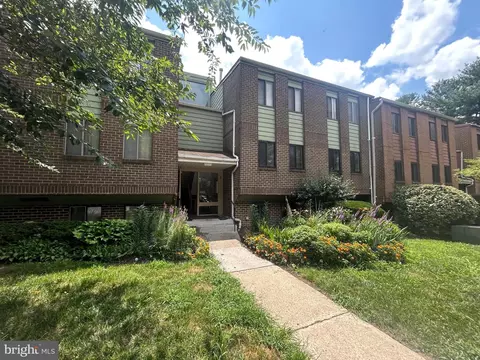 3 Windblown Ct #102, Baltimore, MD 21209