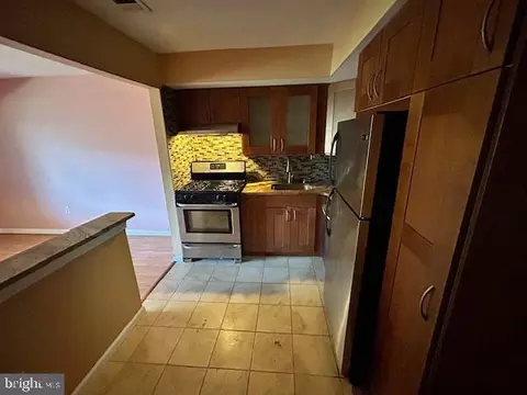 Kitchen - 3 Windblown Ct #102, Baltimore, MD 21209 photo 2 of 3