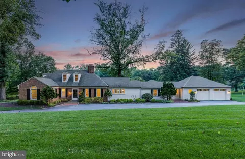 3117 W Golf Course Rd, Owings Mills, MD 21117