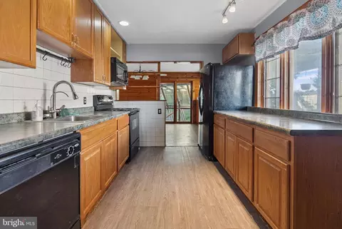 1866 Marshall Rd, Dundalk, MD 21222 photo 12