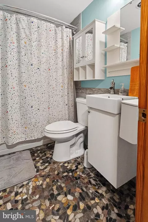 1866 Marshall Rd, Dundalk, MD 21222 photo 8