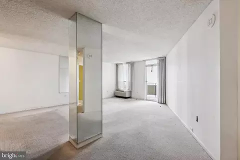 Living - 205 E Joppa Rd #2401, Towson, MD 21286 photo 1 of 3