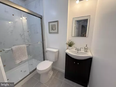 Bath - 9710 Biggs Rd, Middle River, MD 21220 photo 1 of 4