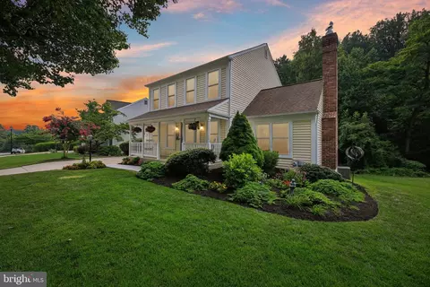 708 Hunter Way, Catonsville, MD 21228