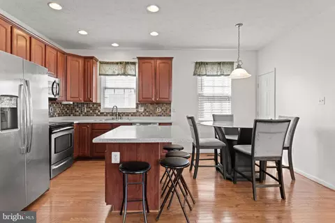 Kitchen - 708 Peterson Rd, Middle River, MD 21220 photo 4 of 4