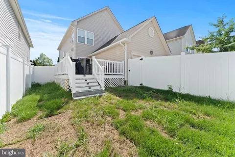 Exterior - 708 Peterson Rd, Middle River, MD 21220 photo 7 of 8