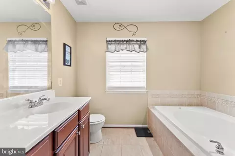 Entry Way - 708 Peterson Rd, Middle River, MD 21220 photo 2 of 5