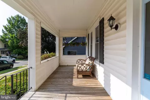 522 Elmwood Rd, Baltimore, MD 21206