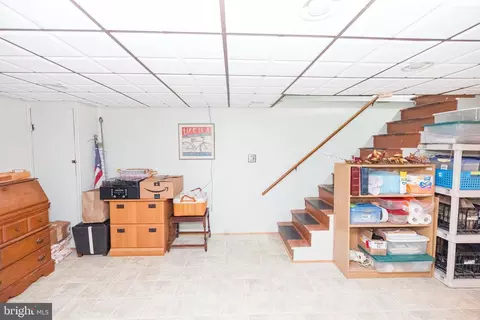 1083 Elm Rd, Halethorpe, MD 21227 photo 24
