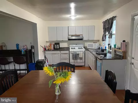 114 4th Ave, Lansdowne, MD 21227 photo 7