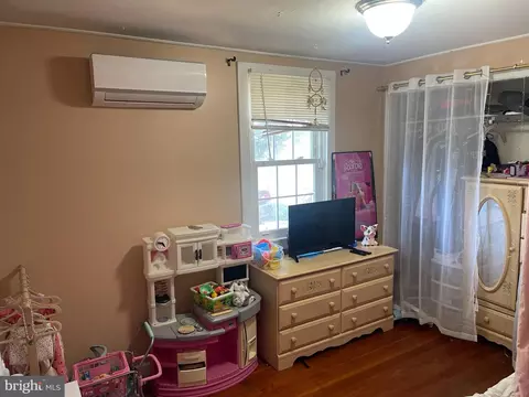 114 4th Ave, Lansdowne, MD 21227 photo 13