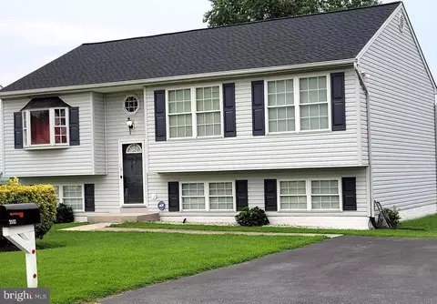3933 N Point Rd, Dundalk, MD 21222 photo 2
