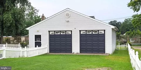 3933 N Point Rd, Dundalk, MD 21222 photo 3