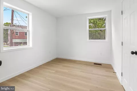 Bedroom - 25 Leeway, Dundalk, MD 21222 photo 5 of 5
