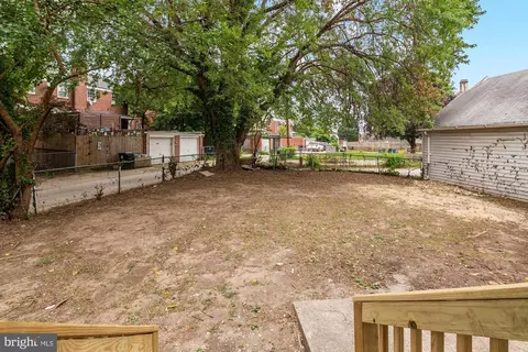 Exterior - 25 Leeway, Dundalk, MD 21222 photo 2 of 3