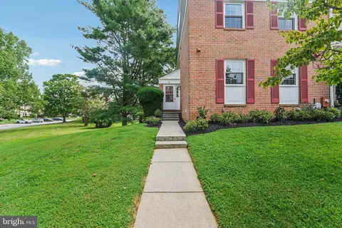 41 Merrion Ct, Lutherville Timonium, MD 21093