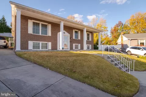 8006 Woodhaven Ct, Rosedale, MD 21237