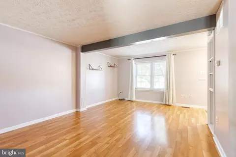 21 Ramsgate Ct, Halethorpe, MD 21227 photo 5