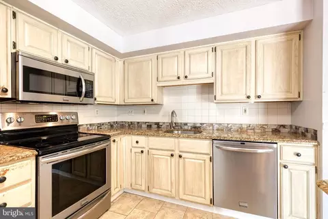 21 Ramsgate Ct, Halethorpe, MD 21227 photo 19