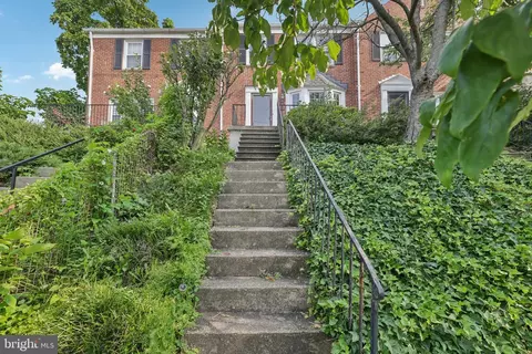 Exterior - 130 Dumbarton Rd, Baltimore, MD 21212 photo 2 of 8