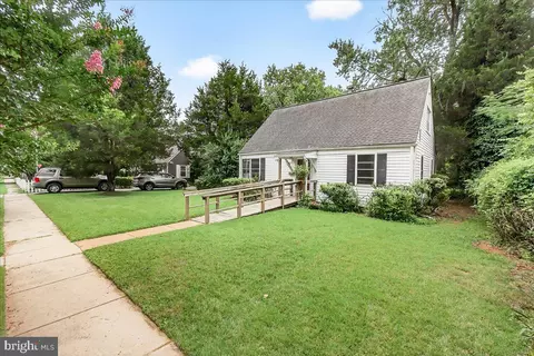 702 Westover Rd, Pikesville, MD 21208
