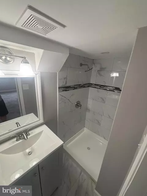 Bath - 16014 Carnival Ave, Upperco, MD 21155 photo 4 of 4
