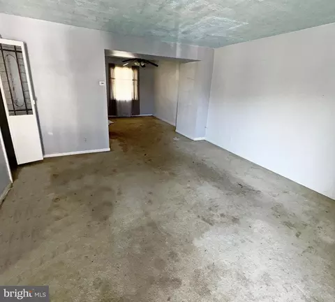 9713 Conmar Rd, Middle River, MD 21220 photo 5