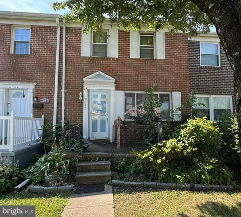 9713 Conmar Rd, Middle River, MD 21220