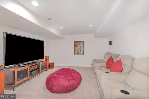 10526 Windlass Run Rd, Middle River, MD 21220 photo 30