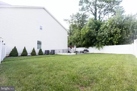 7508 Roxy Dr, Windsor Mill, MD 21244 photo 4