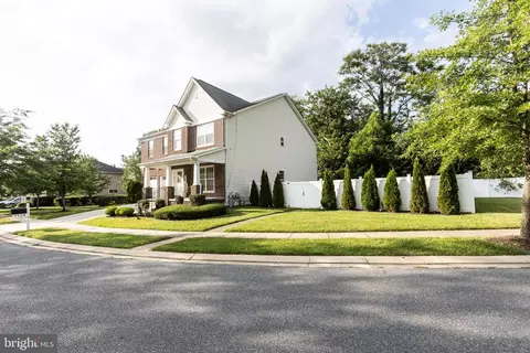 7508 Roxy Dr, Windsor Mill, MD 21244 photo 2