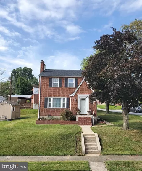 8220 Analee Ave, Rosedale, MD 21237