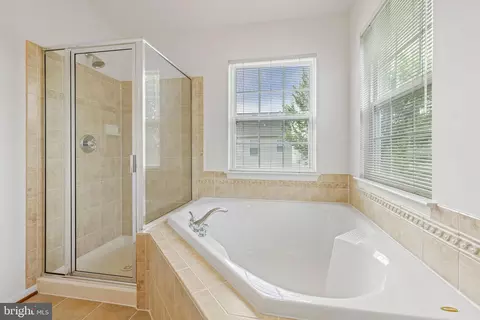 Bath - 9717 Biggs Rd, Middle River, MD 21220 photo 1 of 3