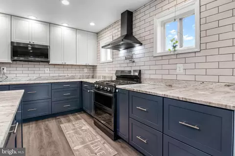 Kitchen - 3608 Galloway Rd, Middle River, MD 21220 photo 6 of 9