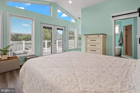 Bedroom - 3608 Galloway Rd, Middle River, MD 21220 photo 7 of 9
